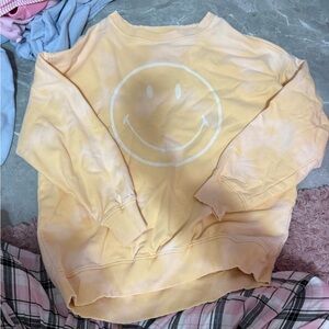 American Eagle Outfitters Light Orange Smiley Sweatshirt